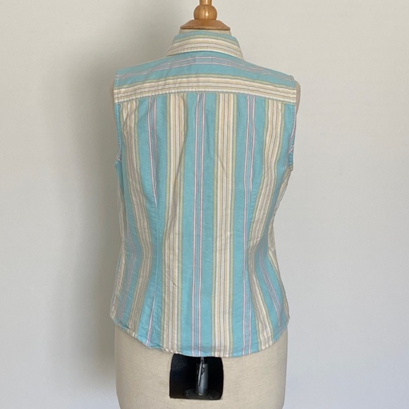 Preppy Collared Button-down - Picture 3 of 5